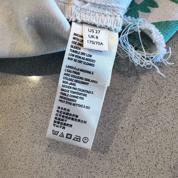 We The Free Youthquake Printed Stretch Crop Flare Fringe Hem Jeans Sz 27 - Picture 9 of 13